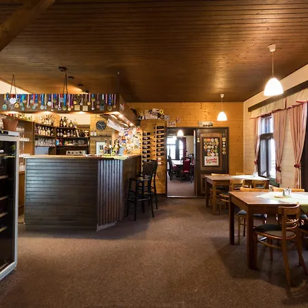 Vyhlídka Hotel *